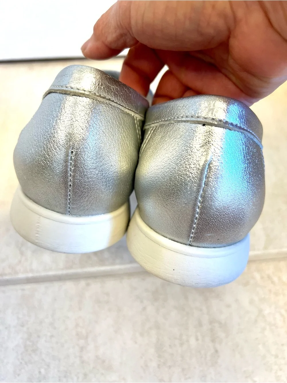 Naturalizer 7.5 Cecilia Leather Bit Buckle Loafers metallic silver preppy classy
